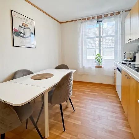 Scenic Escape - 2 Bedroom - 32 Apartment